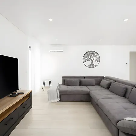 Luxury T2 In